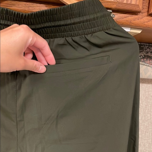 GAP Fit Stretch Joggers Elastic Waistband Khaki S Tall - Picture 5 of 6